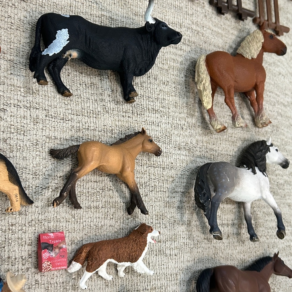 Schleich Horse Club Riders Horses, Lots of Animals & Accessories - Picture 17 of 17